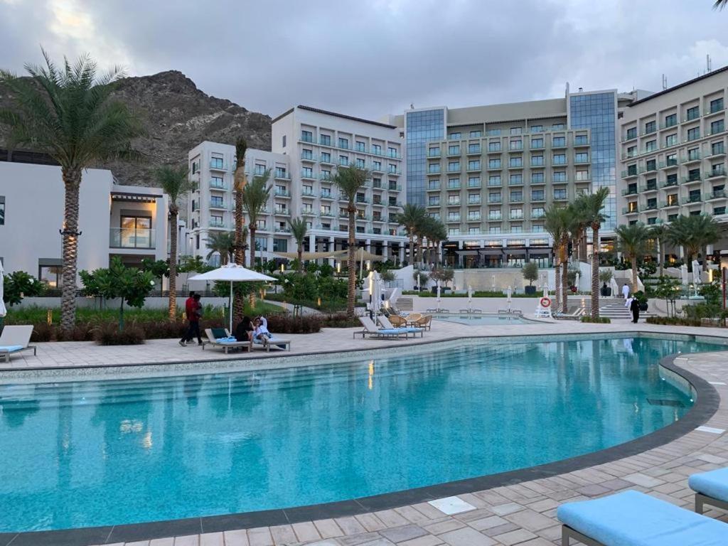 Ocean Mountain View Apartment At The Address フジャイラ エクステリア 写真